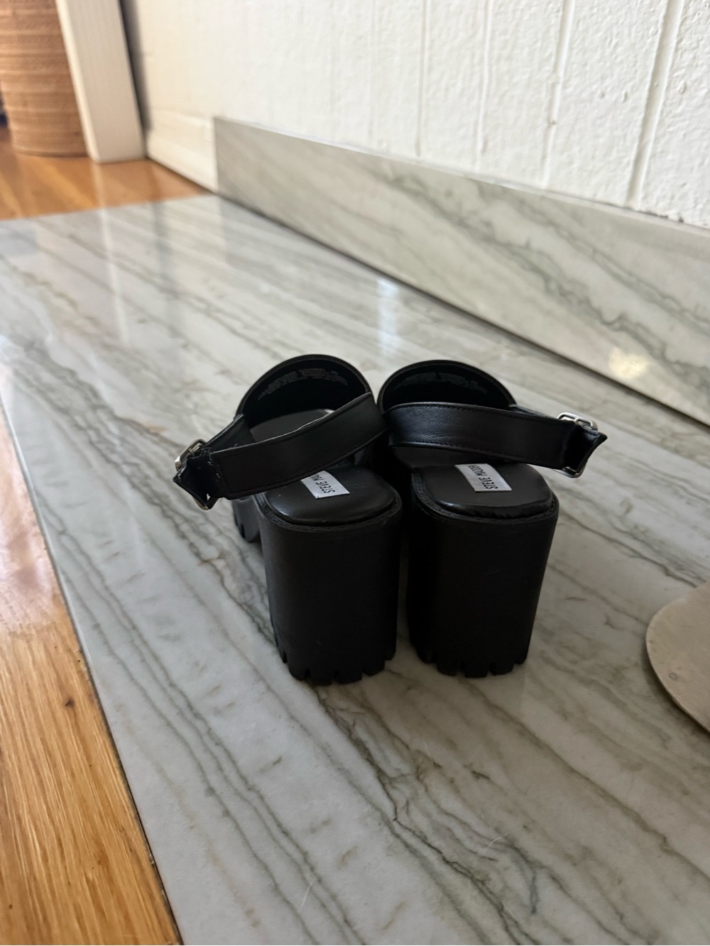 Steve Madden Black Platforms - Picture 4 of 5